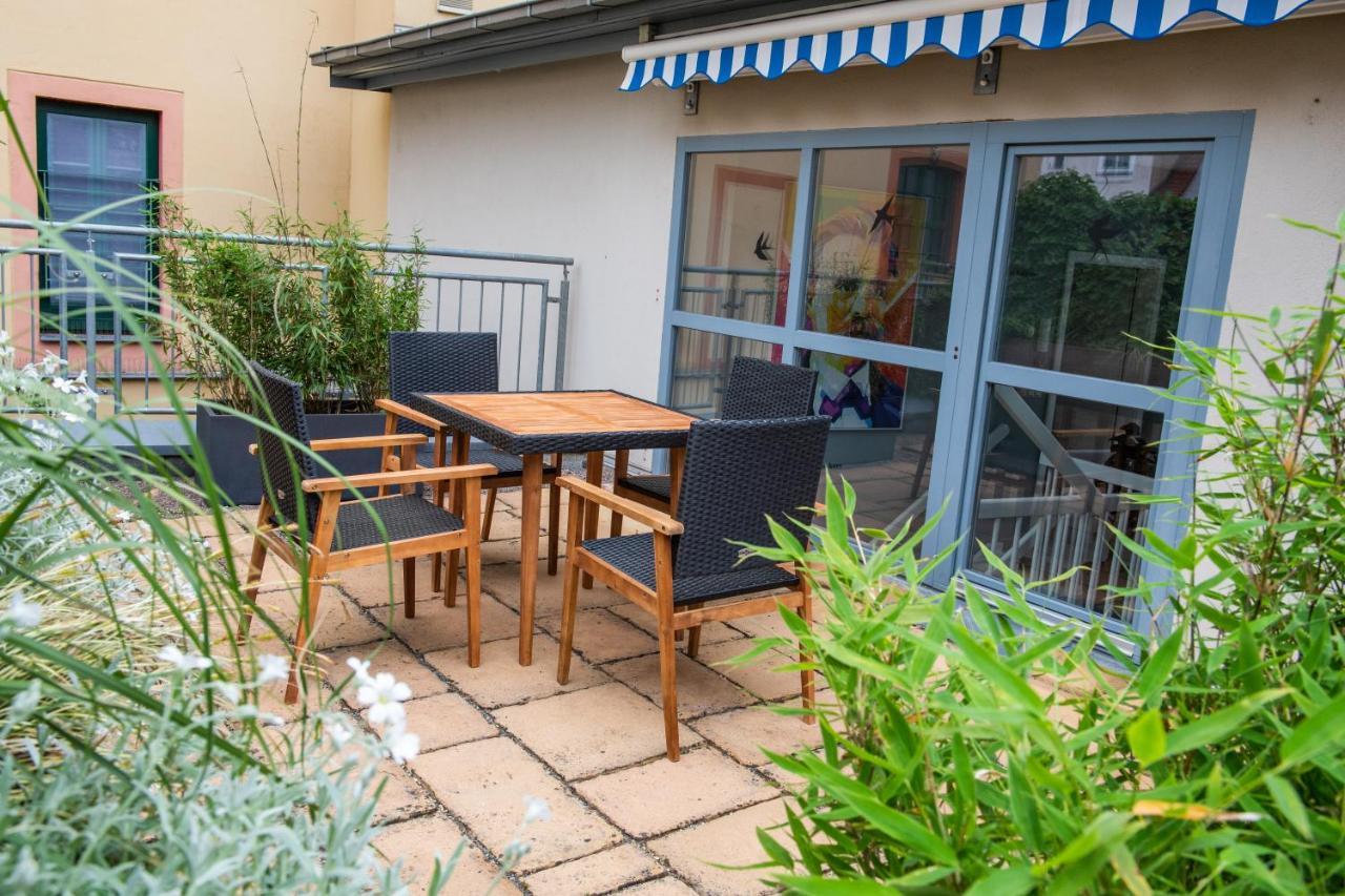 Pension Typisch Naumburg Наумбург Экстерьер фото