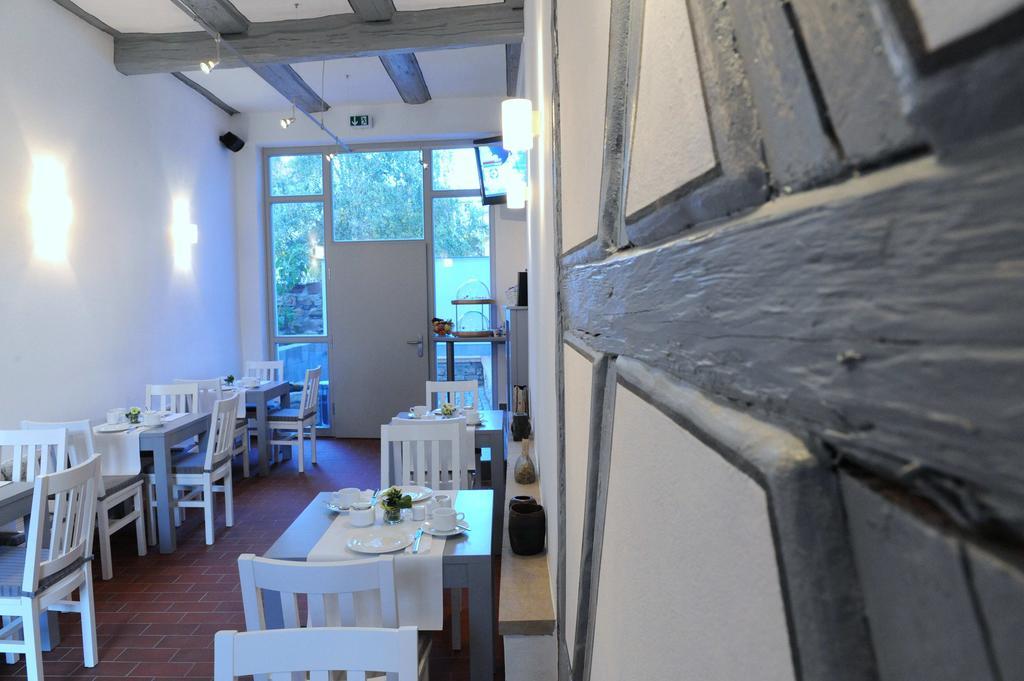Pension Typisch Naumburg Наумбург Экстерьер фото